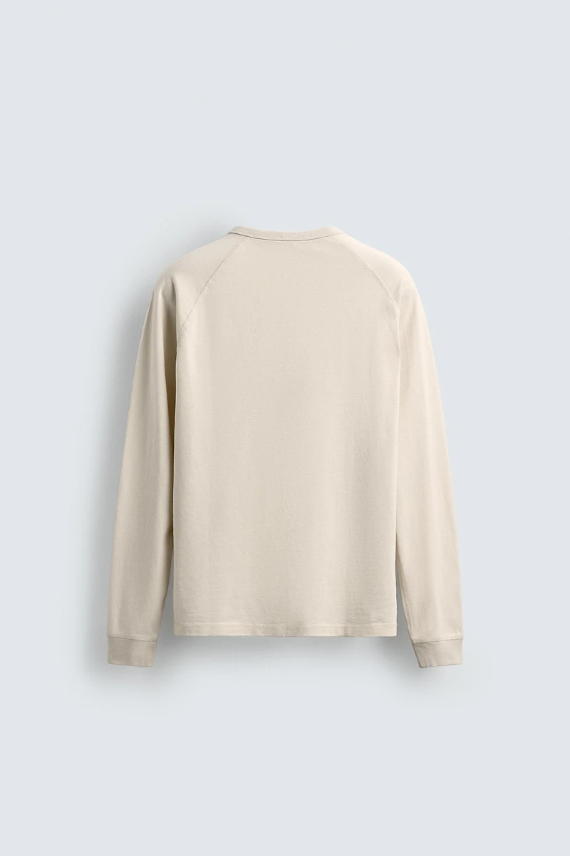 HENLEY T-SHIRT