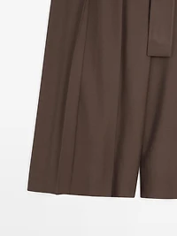 Pleated midi skort