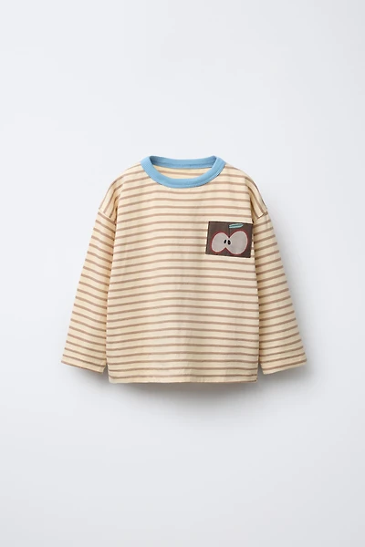 STRIPED APPLE PATCH T-SHIRT