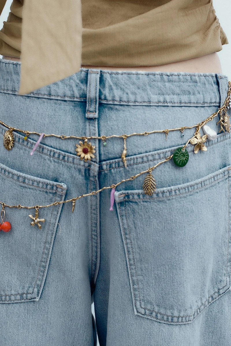 METAL CHARM BELT