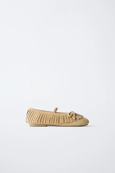 LEATHER FRINGED BALLET FLATS