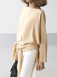 Flowing boat neck shirt