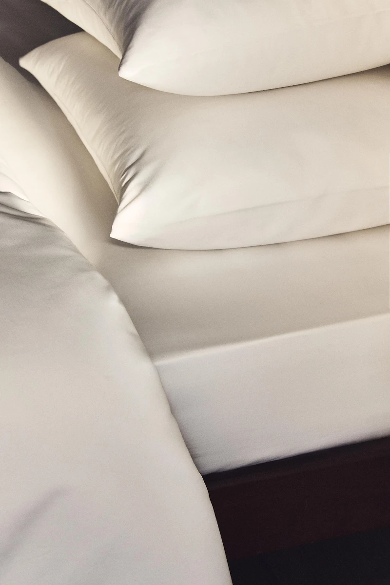 SATEEN FITTED SHEET | 11.8" THICK (1000 THREAD COUNT)