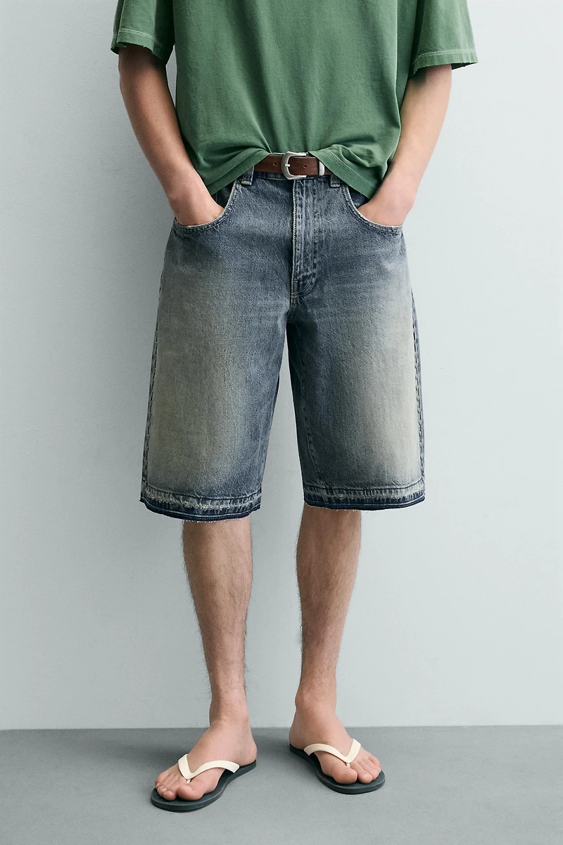 SHORT EN JEAN BAGGY FIT CLOUS MÉTALLIQUES