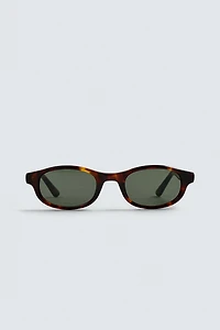 OVAL SUNGLASSES