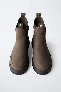ANKLE BOOTS WITH PULL TABS