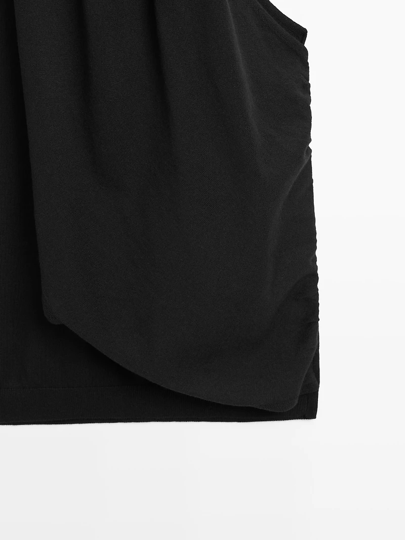 Knit cotton top with floral detail