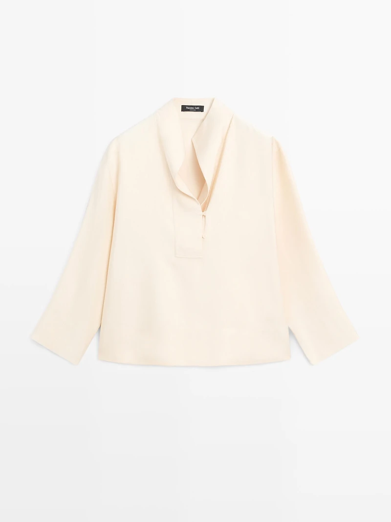 Flowing blouse with bib detail