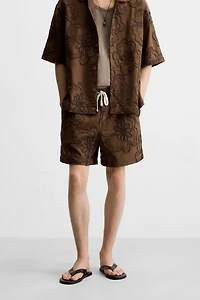 EMBOSSED EMBROIDERY SHORTS