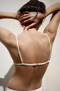 RUFFLED LACE TRIANGLE BRA