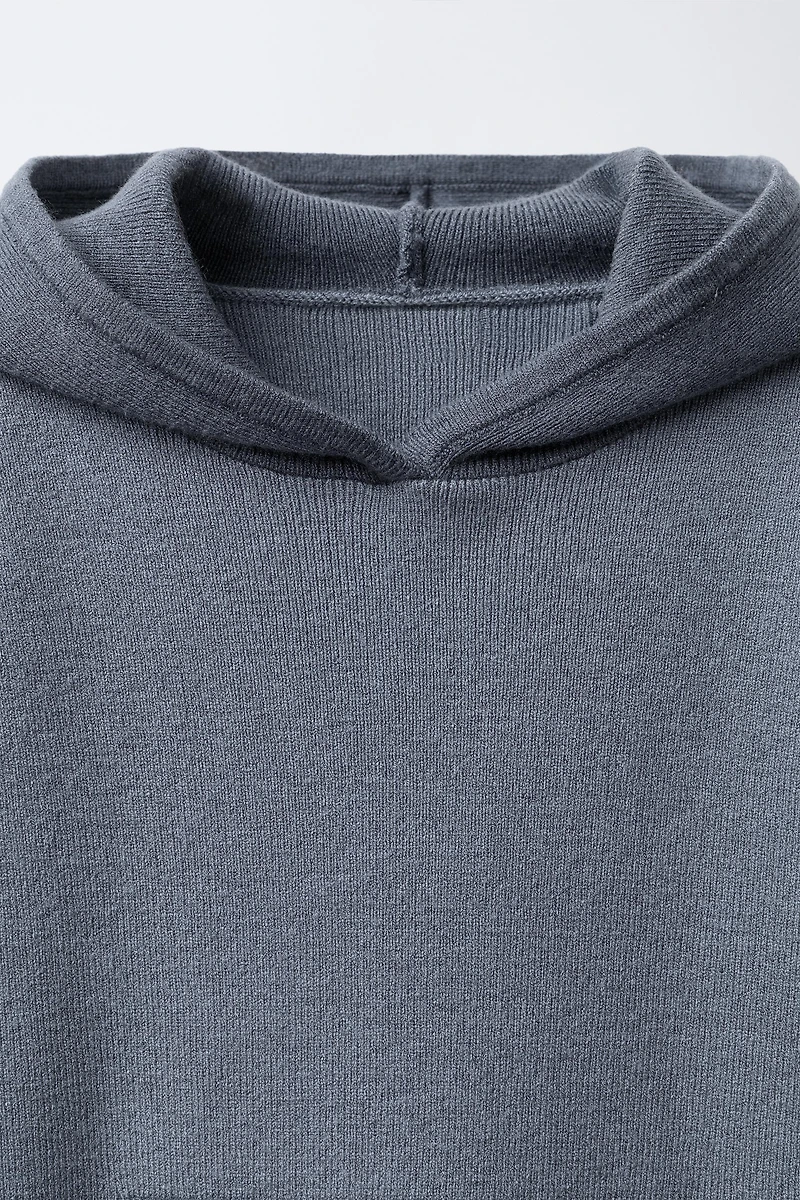 HOODED KNIT SWEATER