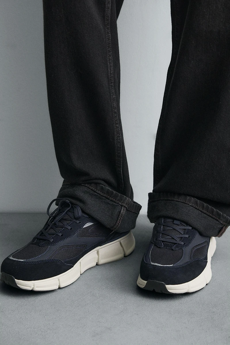 TECHNICAL SNEAKERS