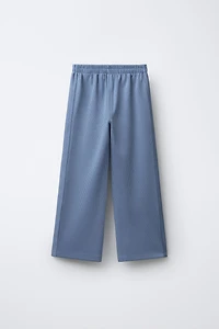 PANTALON CÔTELÉ À JAMBES LARGES AVEC MODAL