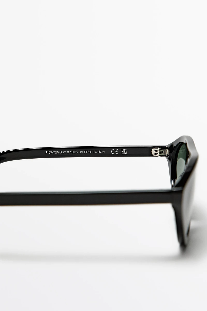 Lunettes de soleil ovales