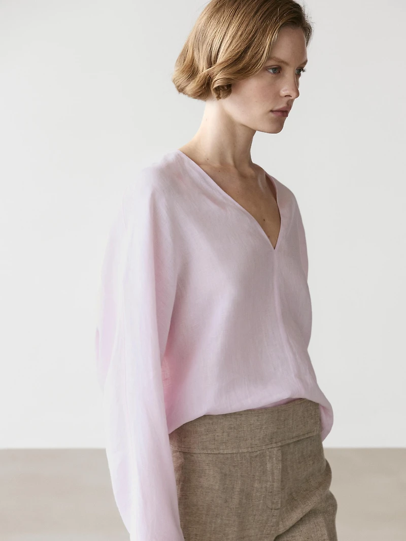 100% linen V-neck blouse