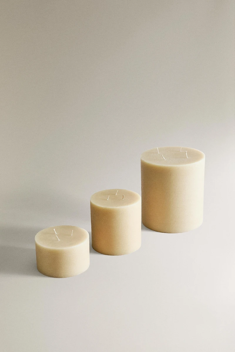 LARGE DECORATIVE CANDLE