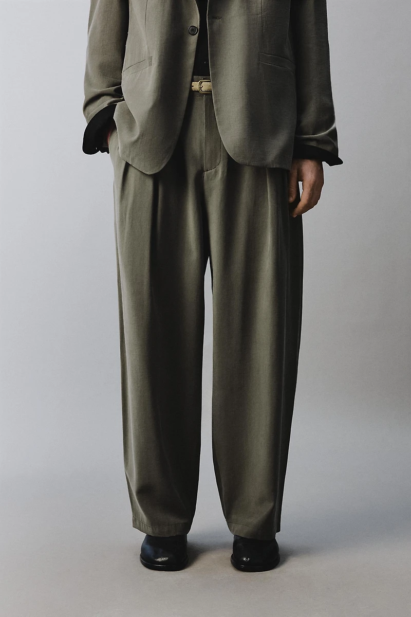 RELAXED FIT SUIT PANTS