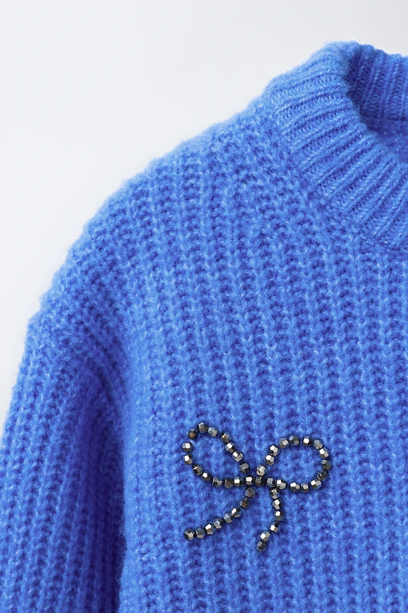 BEADED AND SPARKLY BOW KNIT SWEATER