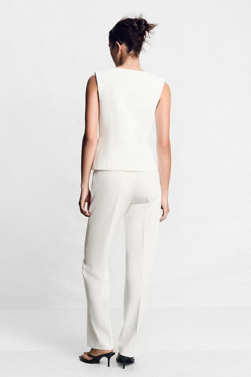 ZIP-UP BOAT NECK VEST