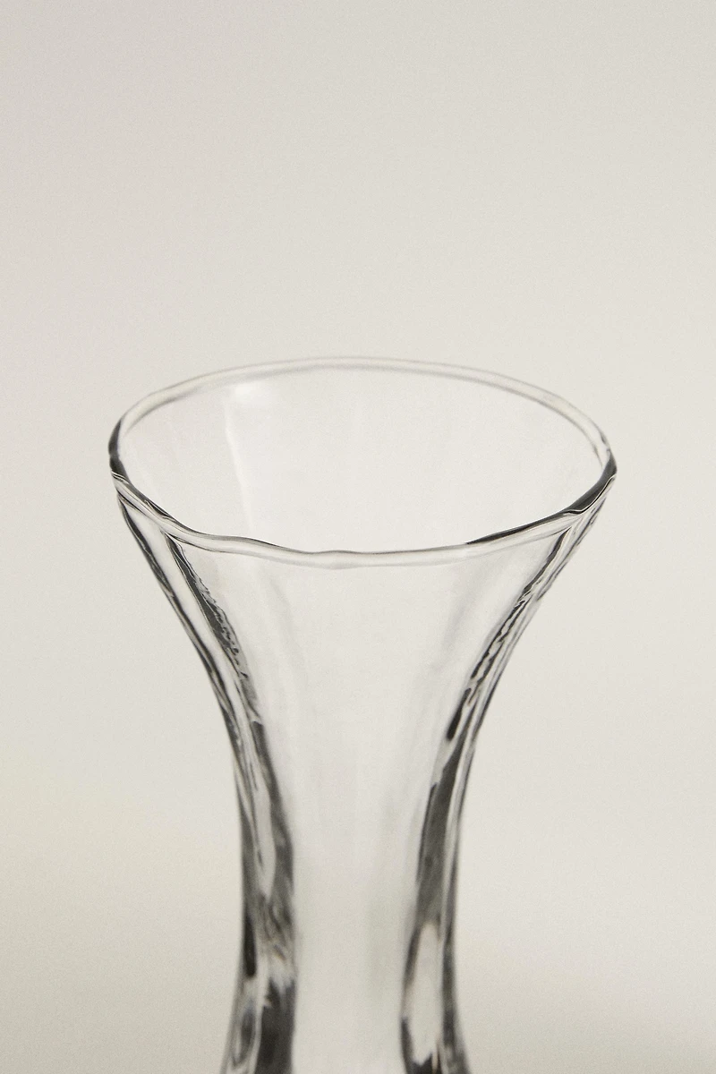 RAISED DESIGN GLASS DECANTER