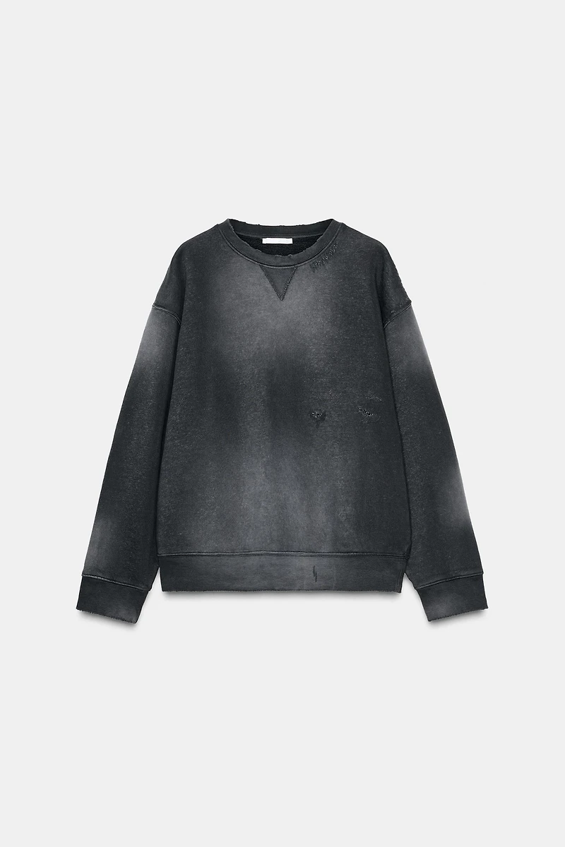 WASHED EFFECT RIPPED SWEATSHIRT