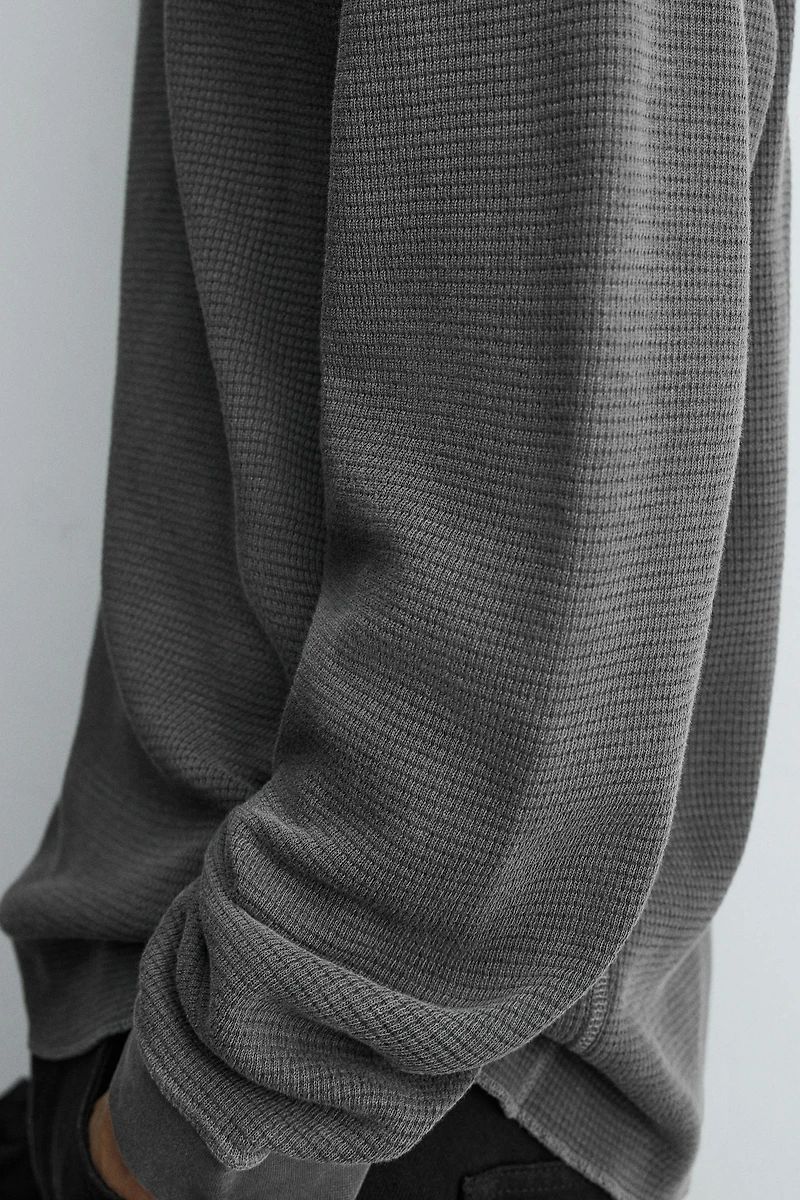 WASHED WAFFLE KNIT T-SHIRT