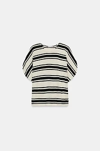 RUSTIC CAPE SLEEVE TOP
