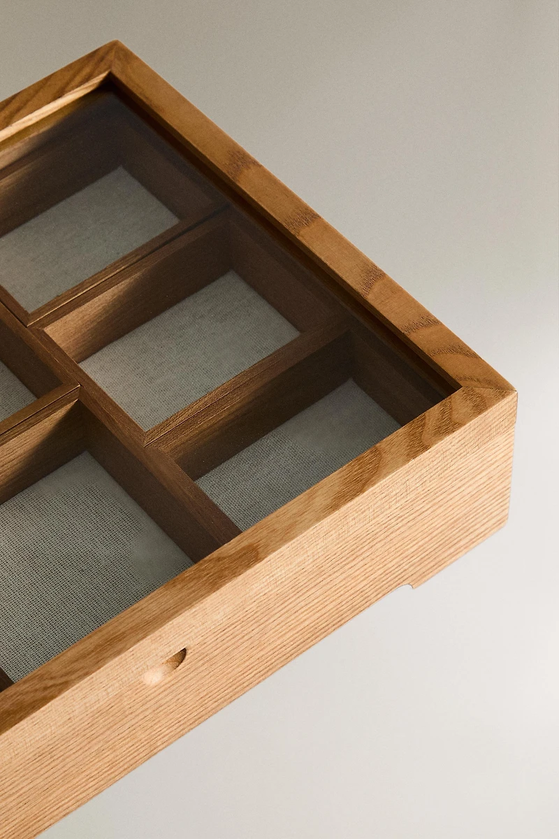 WOODEN JEWELRY BOX