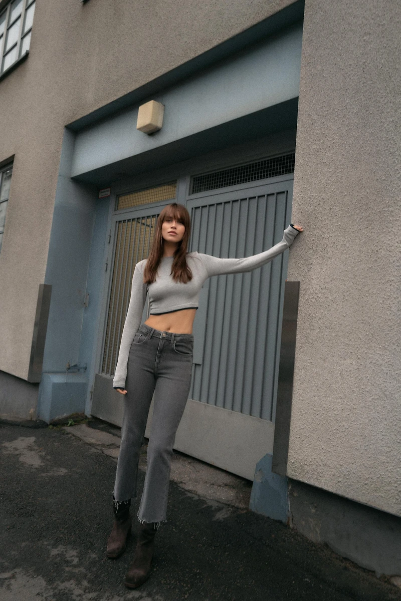 TRF HIGH-WAISTED CROPPED FLARE JEANS