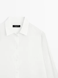 Flowing shirt with collar