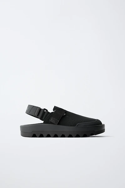 SPORT CLOGS