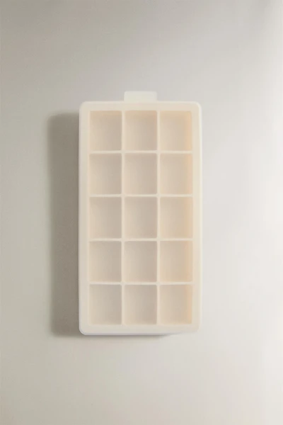 15-CUBE SILICONE ICE TRAY