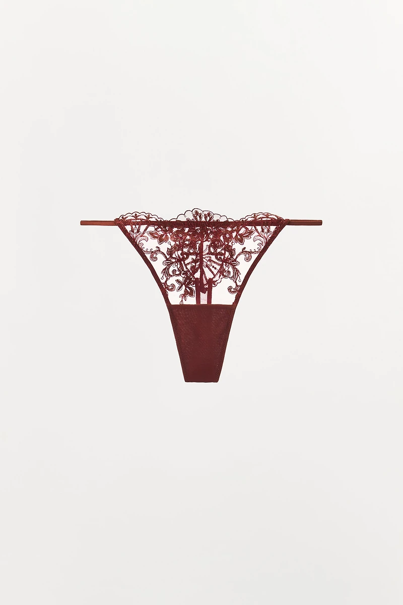 EMBROIDERED LACE THONG