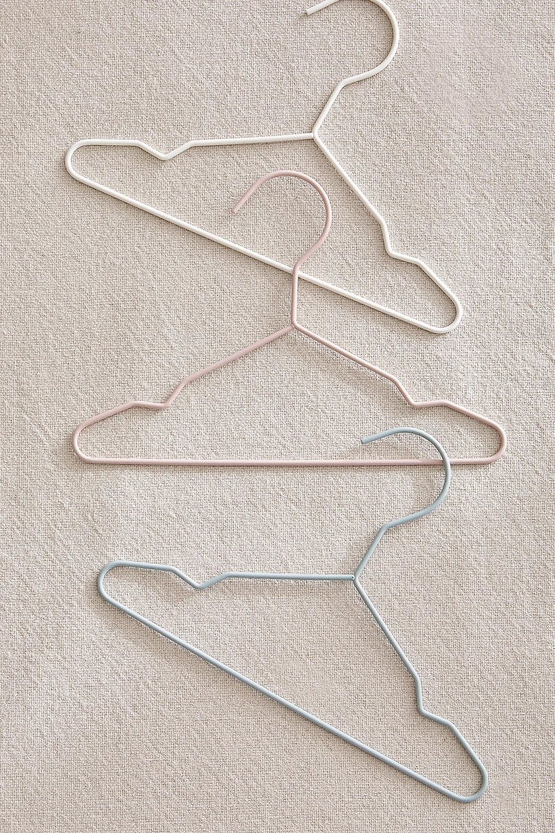 PACK OF RUBBERIZED BABY HANGERS (PACK 6)