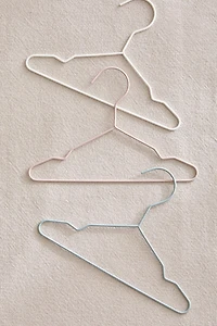 PACK OF RUBBERIZED BABY HANGERS (PACK 6)