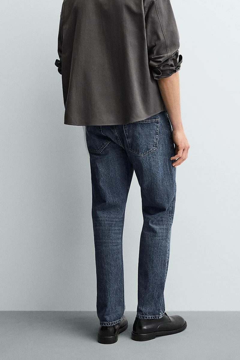 REGULAR FIT JEANS