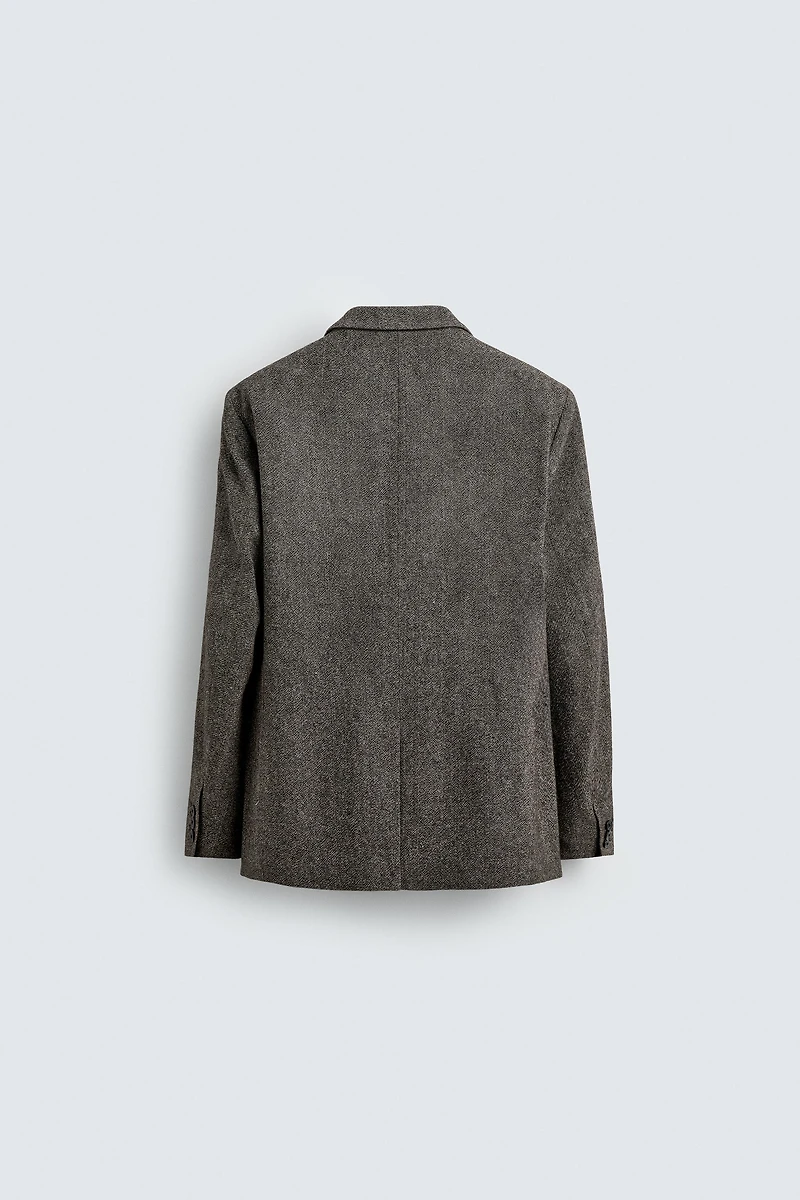REGULAR FIT TEXTURED BLAZER