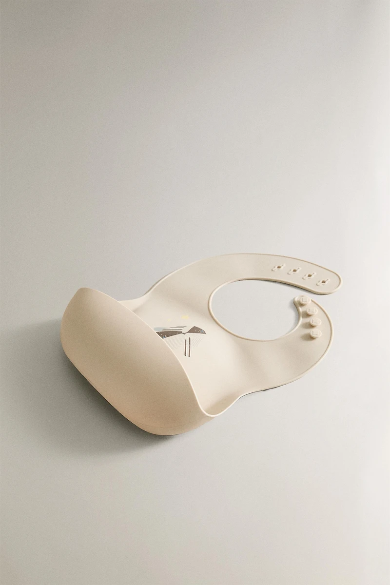 KIDS’ SILICONE RABBIT BIB