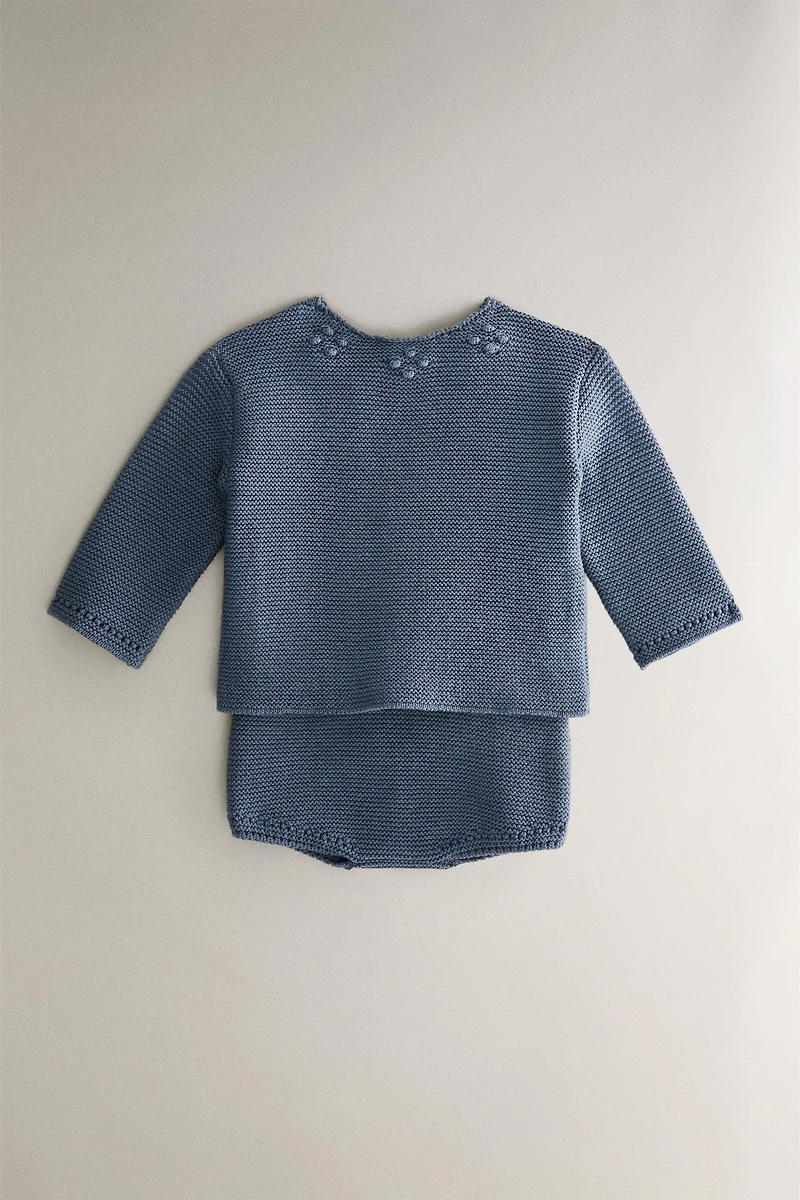 CHILDREN'S DUNGAREES WITH BOBBLES