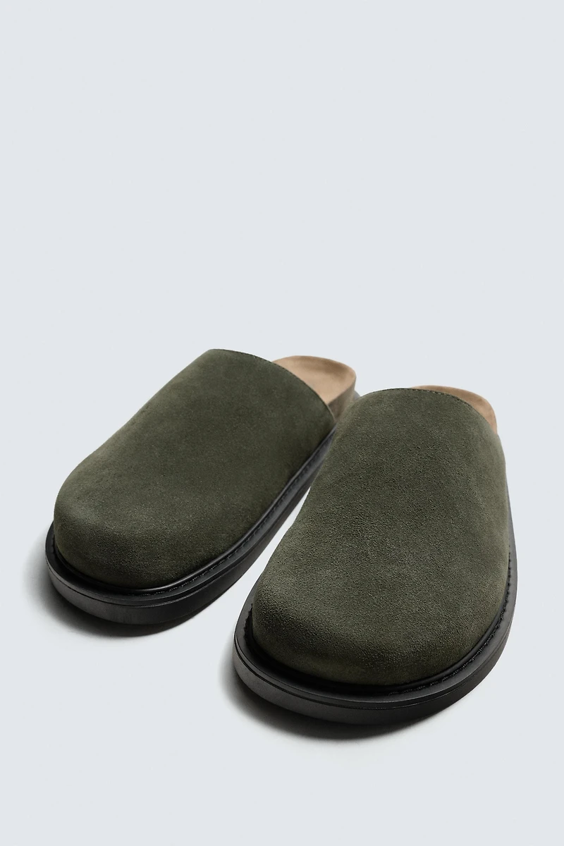 SABOTS EN CUIR