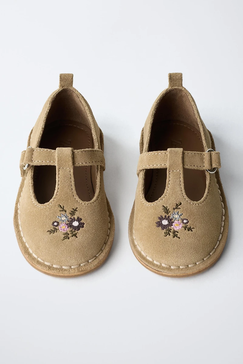 EMBROIDERED LEATHER T-STRAP BALLERINA