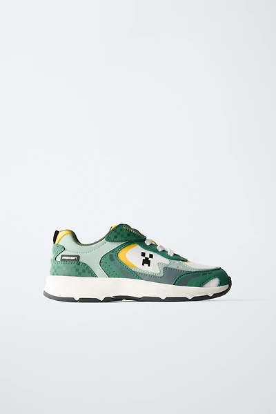 MINECRAFT © MOJANG AB. ™ SNEAKERS