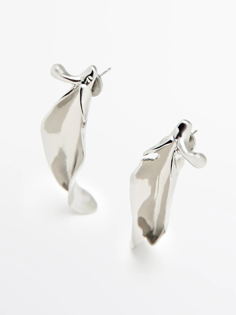 Irregular leaf earrings