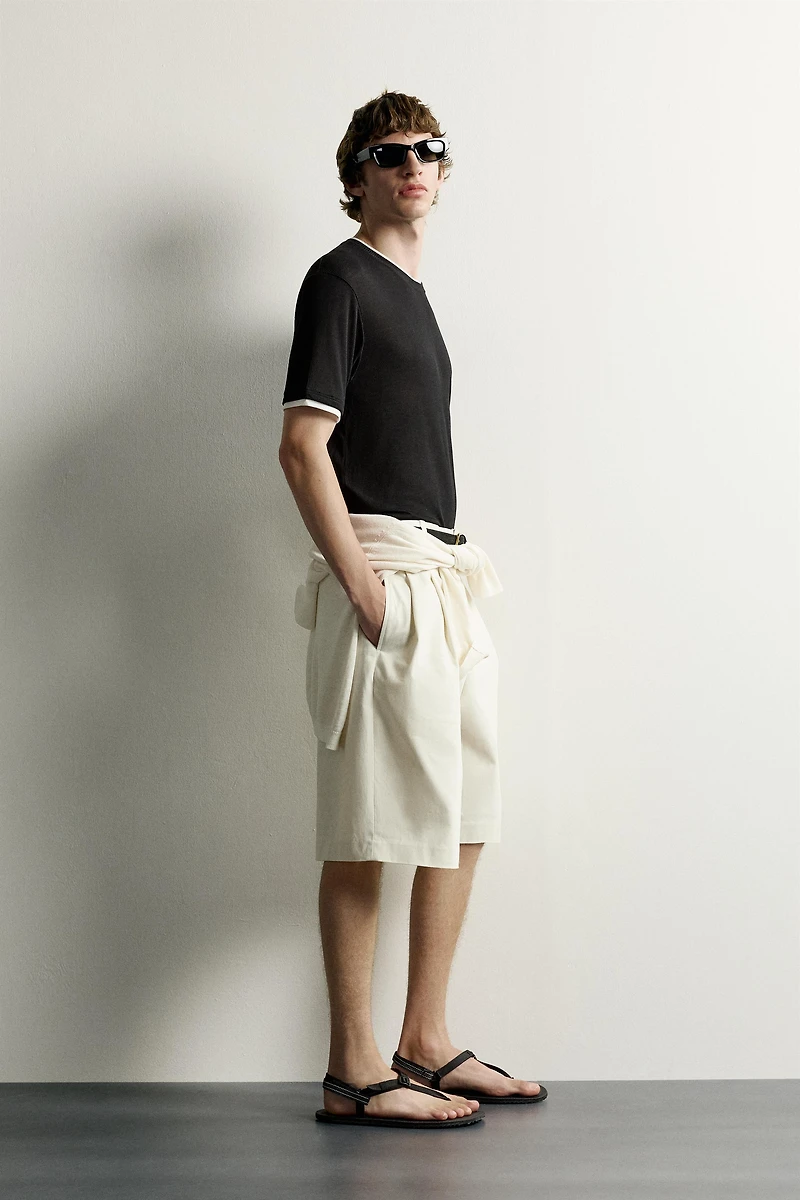 CONTRAST RELAXED FIT T-SHIRT
