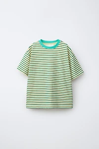 T-SHIRT À RAYURES EN CONTRASTE