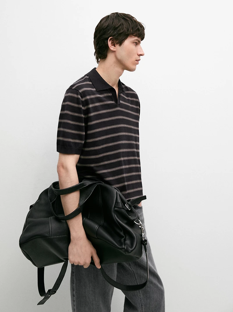 Polo en maille rayée contrastante