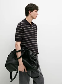 Polo en maille rayée contrastante