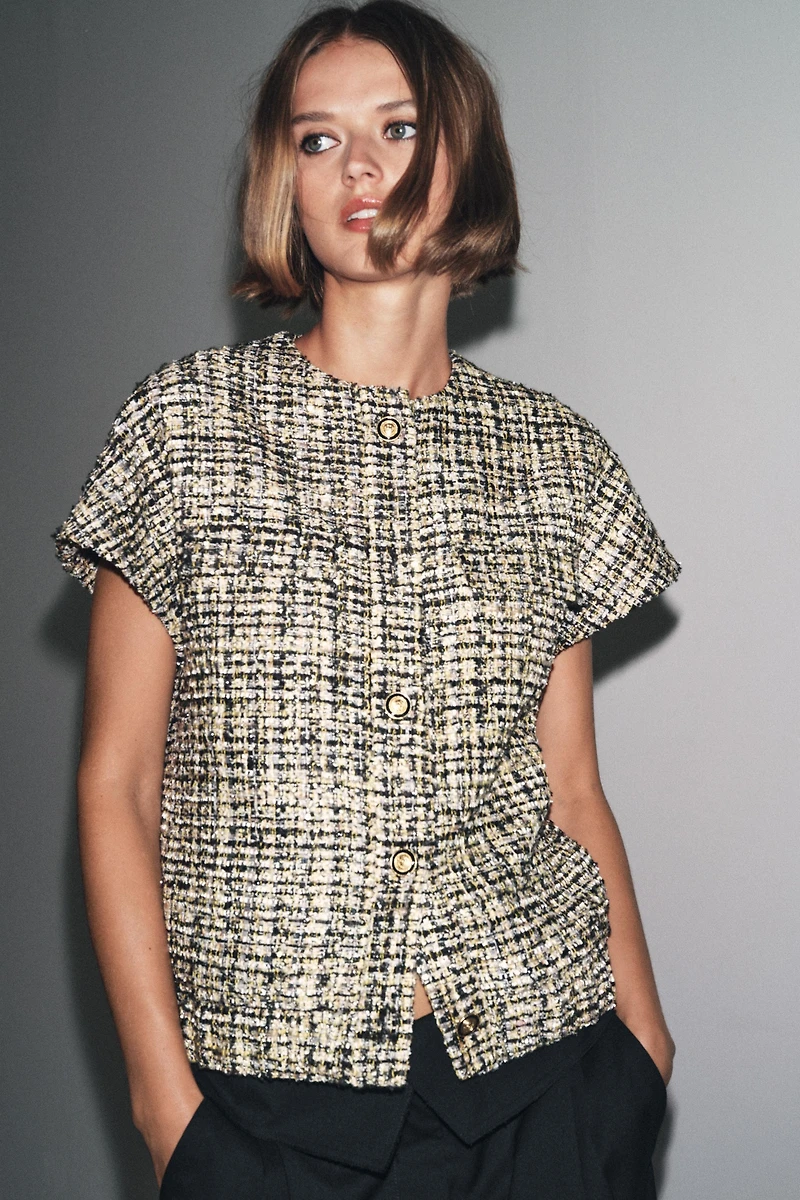 TEXTURED BUTTON VEST ZW COLLECTION