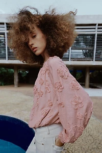 VESTE OVERSIZE STRUCTURÉE À FLEURS