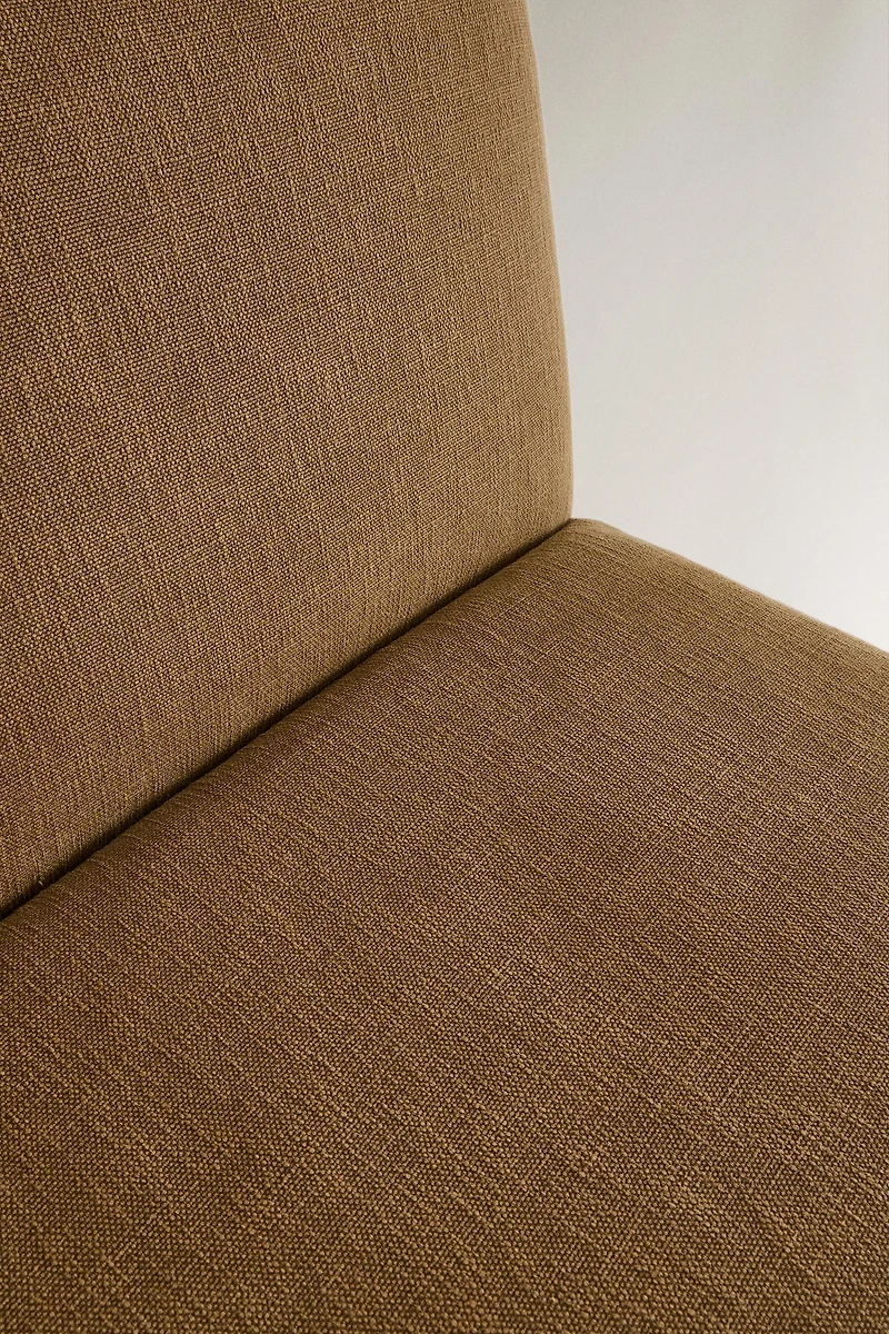 SWIVEL ACCENT CHAIR